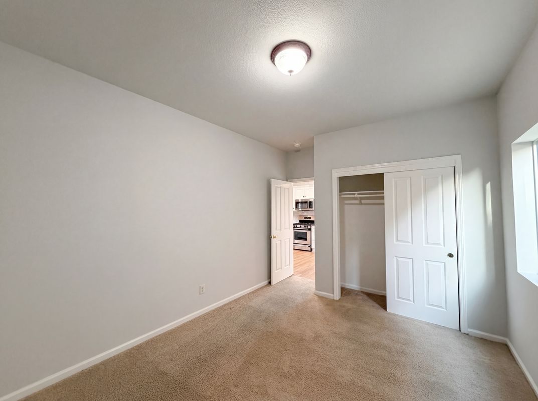 Photo 4 of 39 of 224 Pinecrest Ct, Roseville, CA