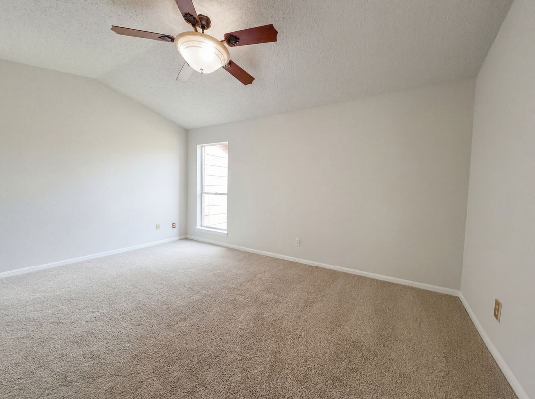 Photo 13 of 16 of 12300 Brookglade Cir, Houston, TX