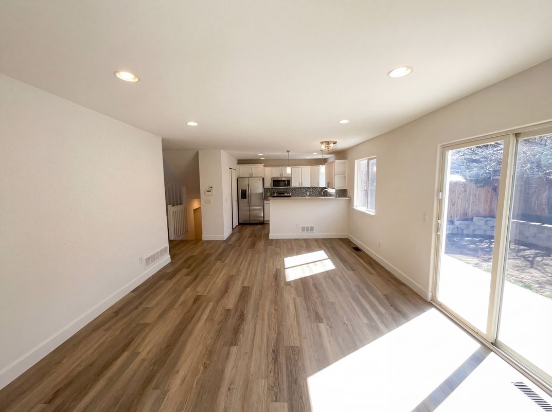 Photo 6 of 20 of 9686 Fairwood St, Littleton, CO