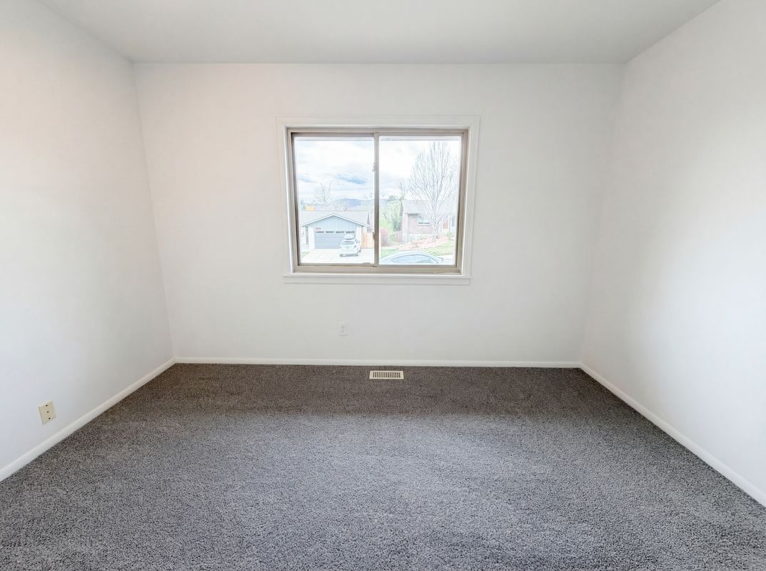 Photo 17 of 25 of 13771 W Warren Dr, Lakewood, CO
