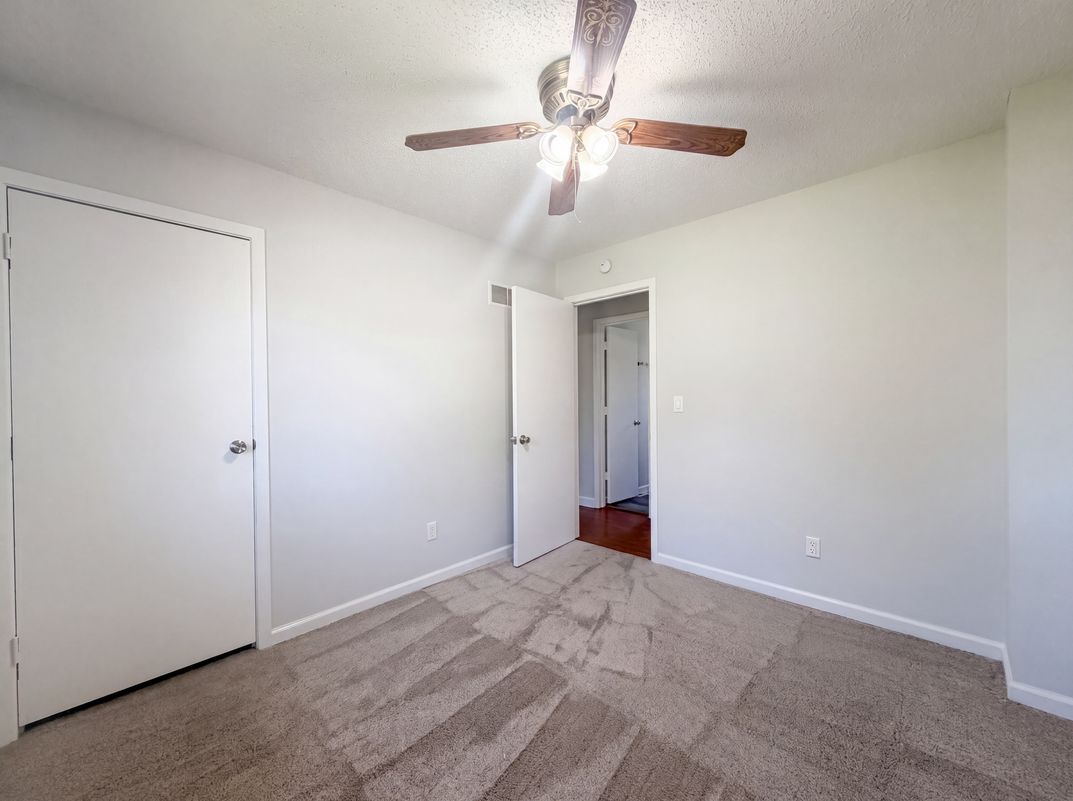Photo 12 of 19 of 231 Downey Dr, Wellsville, KS