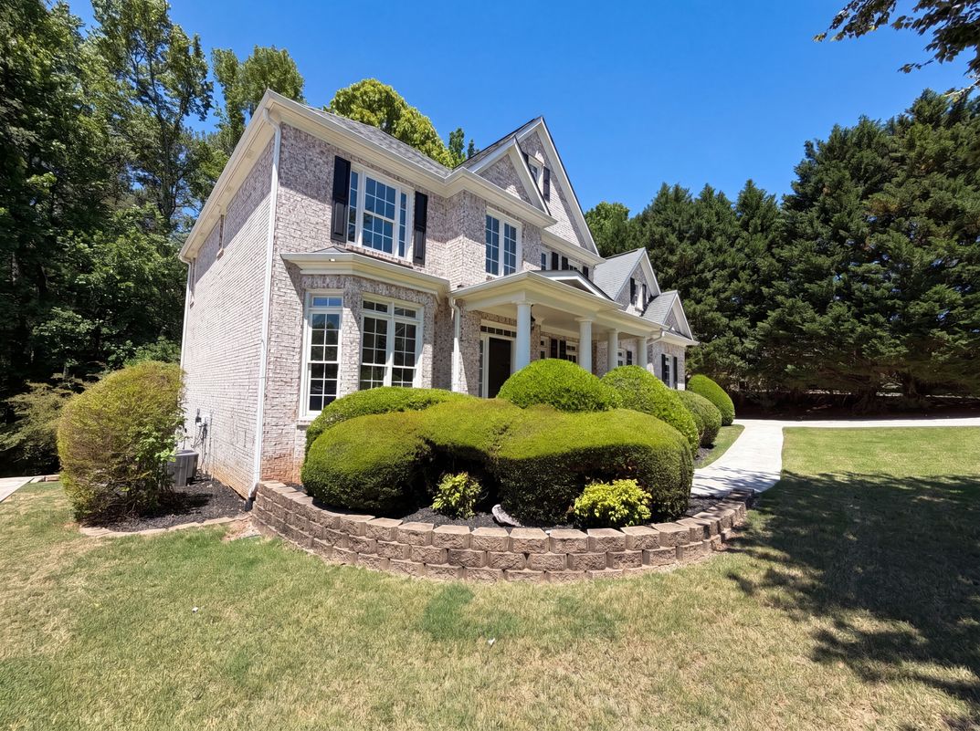Photo 18 of 23 of 861 Windsor Creek Dr, Grayson, GA
