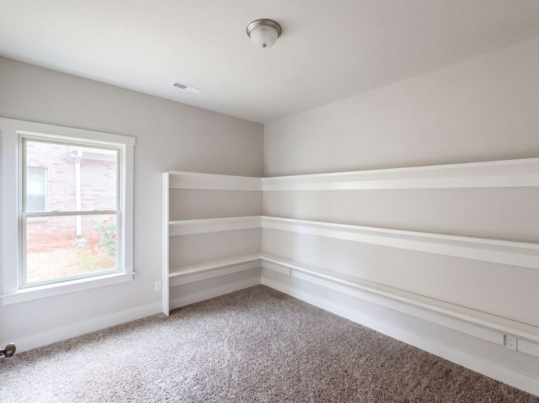 Photo 20 of 25 of 24 Silky Oak Cir SW, Huntsville, AL