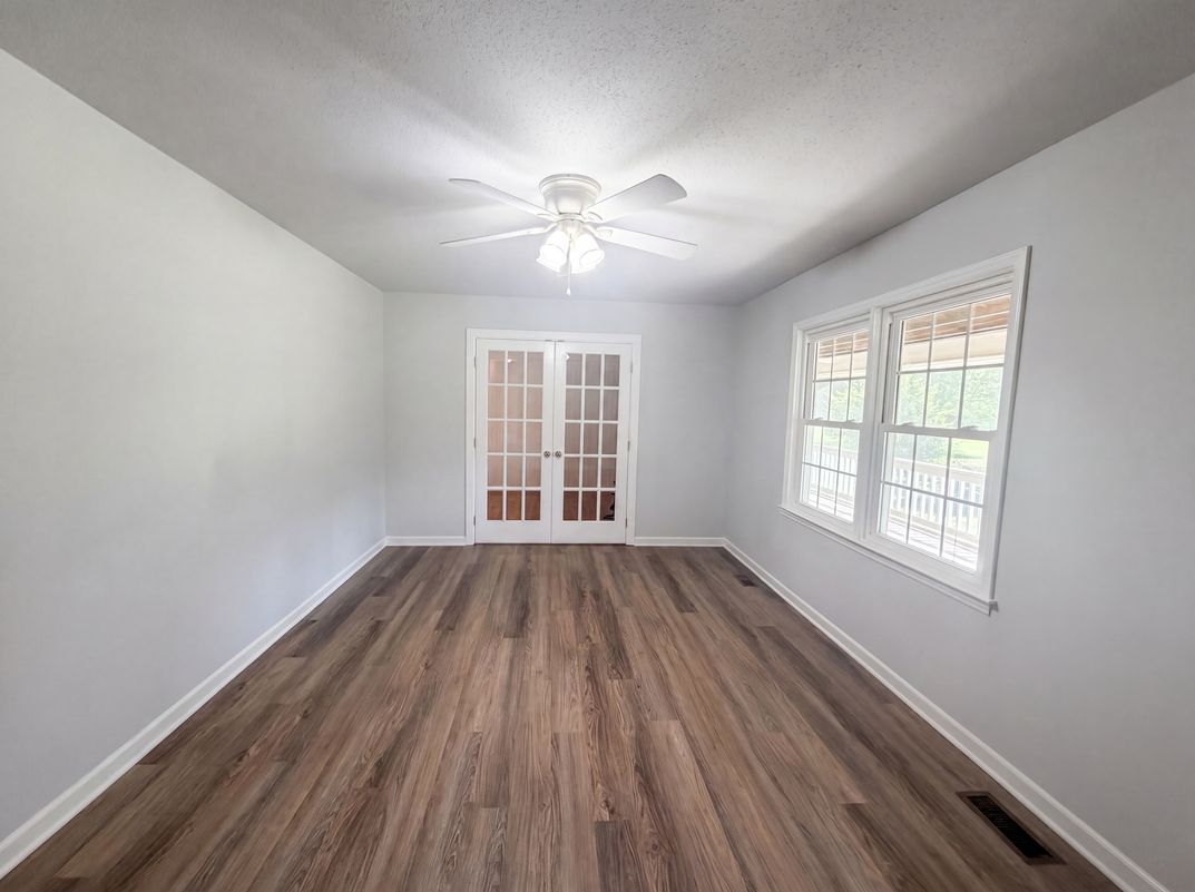 Photo 3 of 17 of 1804 Gade Bryant Rd, Moncure, NC