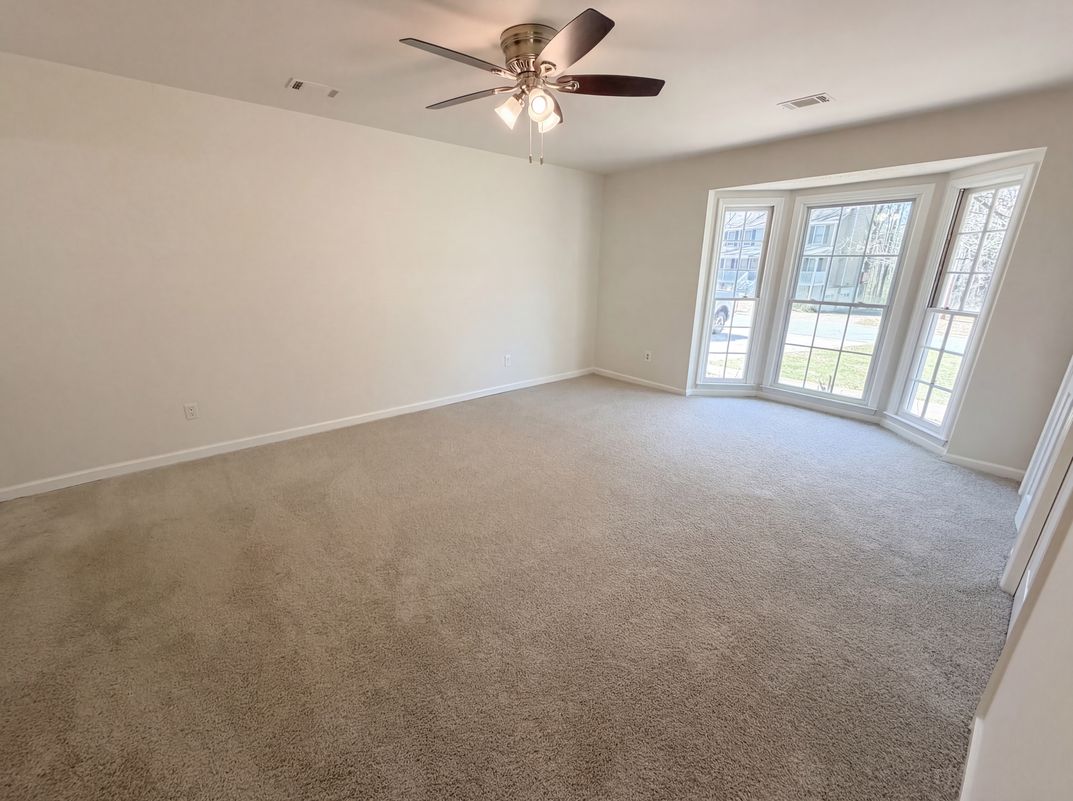 Photo 12 of 18 of 5003 Henson Dr SW, Mableton, GA
