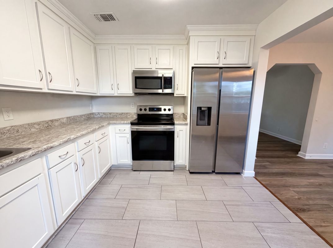 Photo 7 of 20 of 6543 Aires Rd, Jacksonville, FL