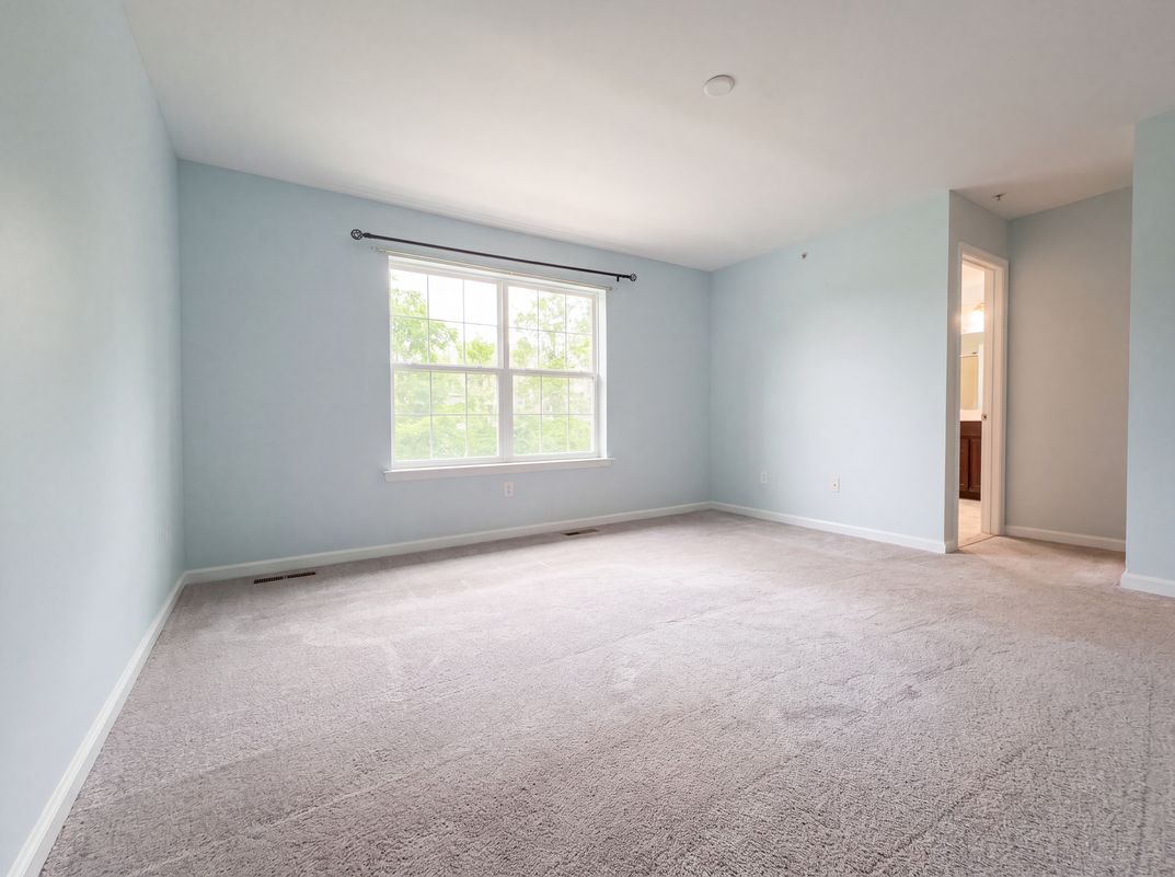 Photo 14 of 24 of 5145 Dogwood Trl, Allentown, PA