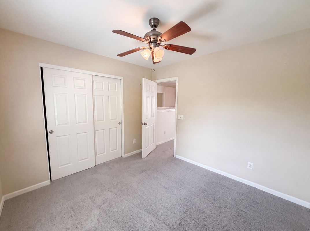 Photo 15 of 25 of 252 Cameron St, Summerville, SC