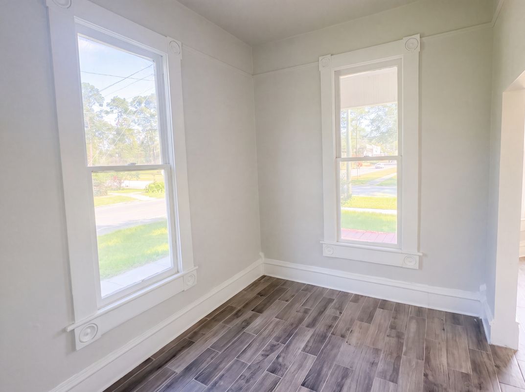 Photo 12 of 25 of 809 Mary St, Waycross, GA