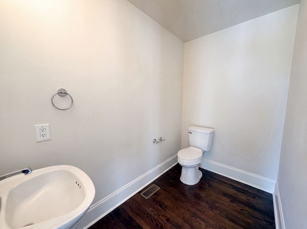 Photo 16 of 27 of 502 Live Oaks Ct, Fort Mill, SC