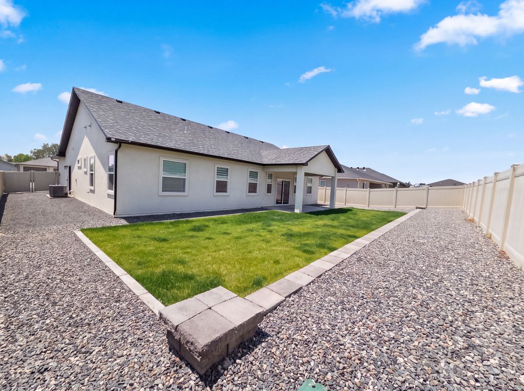 Photo 5 of 22 of 3082 Thunder Cloud Dr, Grand Junction, CO