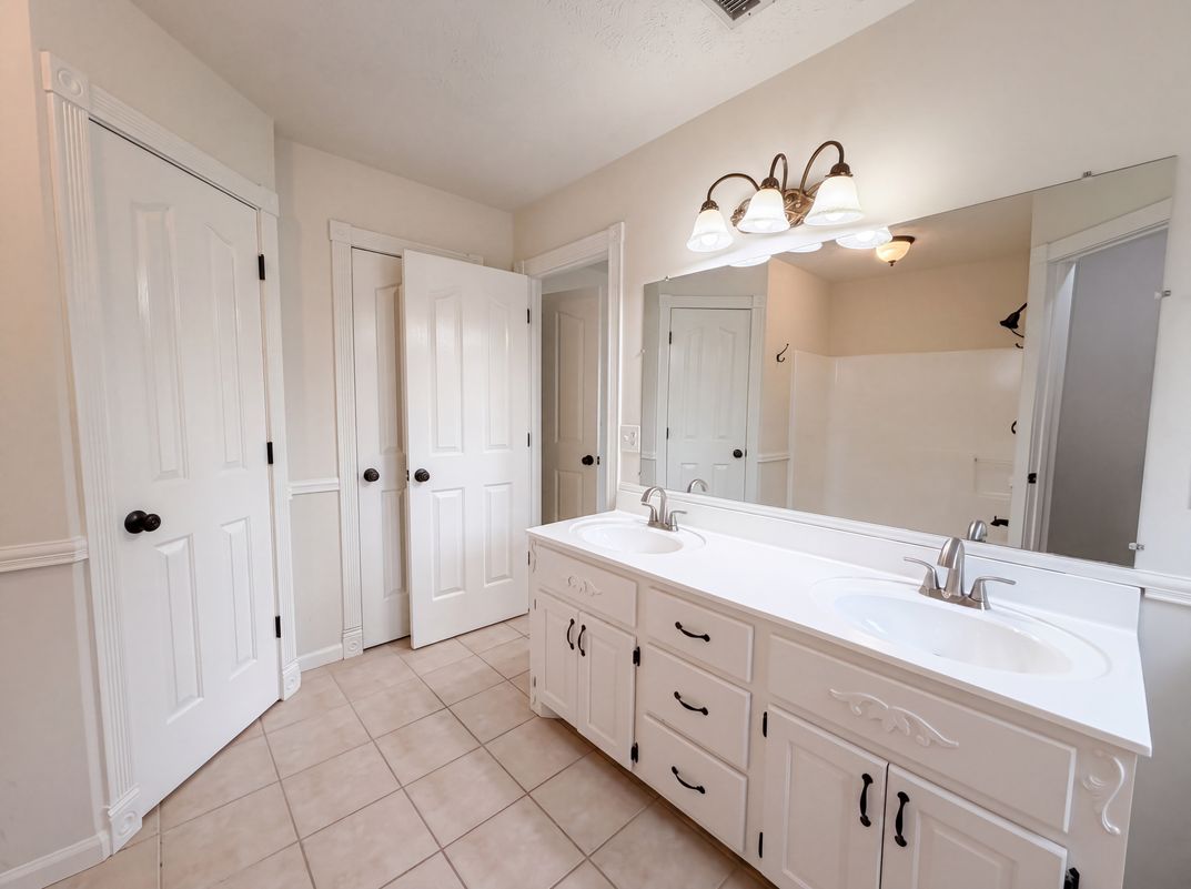 Photo 14 of 21 of 7502 Lone Eagle Dr, Murfreesboro, TN