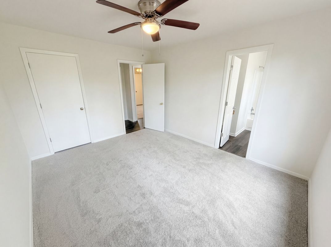 Photo 29 of 31 of 4727 Garden Hills Dr, Stone Mountain, GA