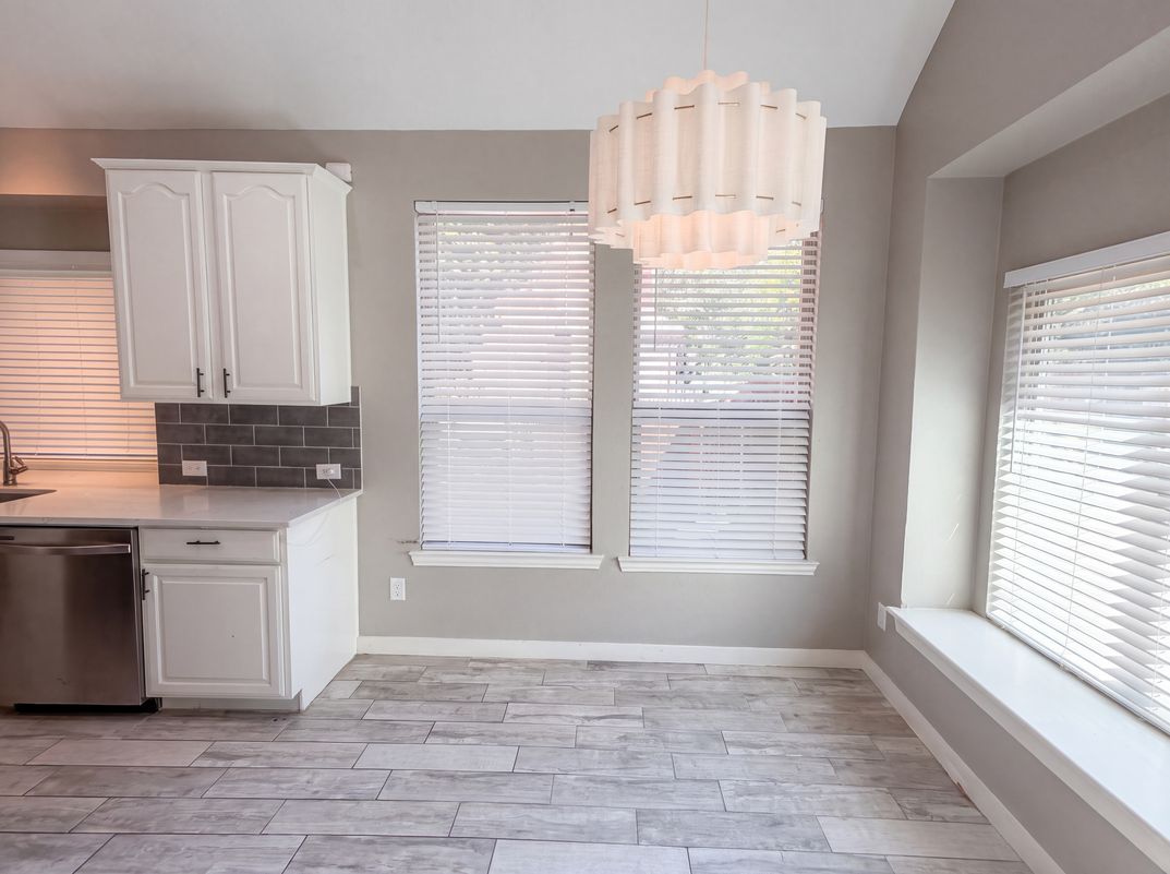 Photo 6 of 24 of 2404 Royal Birkdale Dr, Plano, TX