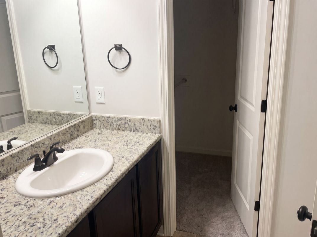 Photo 11 of 15 of 402 Cypress Garden Dr, Houma, LA
