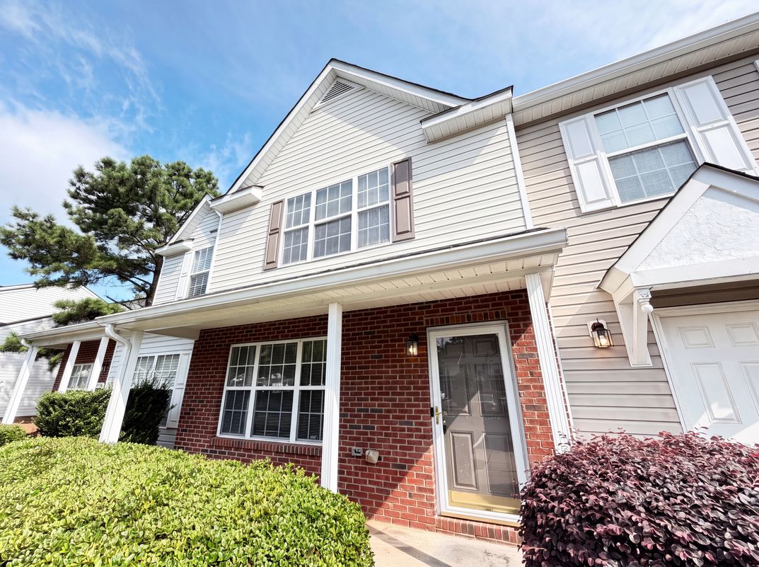Photo 14 of 18 of 14205 Tranters Creek Ln, Charlotte, NC
