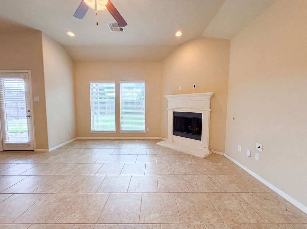 Photo 14 of 17 of 4511 Fenway Park Way, Spring, TX