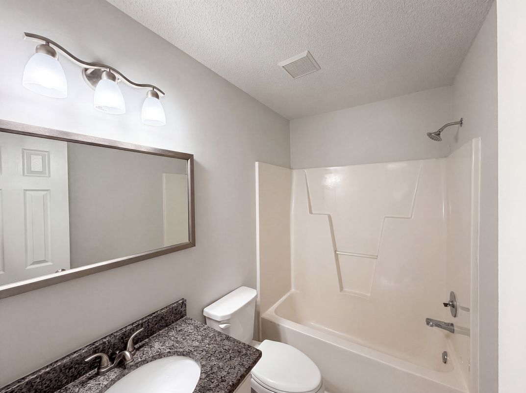 Photo 12 of 16 of 1024 Laurel Leaf Rd, Zebulon, NC