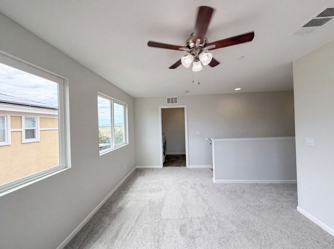 Photo 15 of 33 of 1519 Sycamore Dr, Oakley, CA