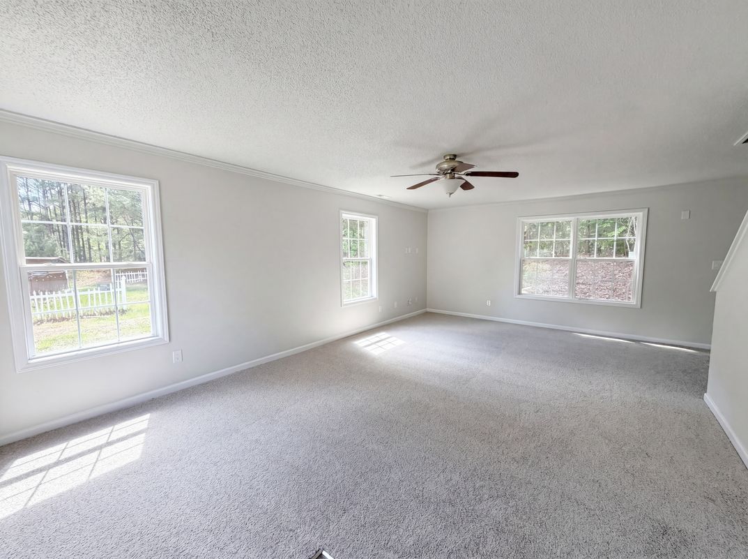 Photo 3 of 18 of 708 Woodgreen Dr, Durham, NC