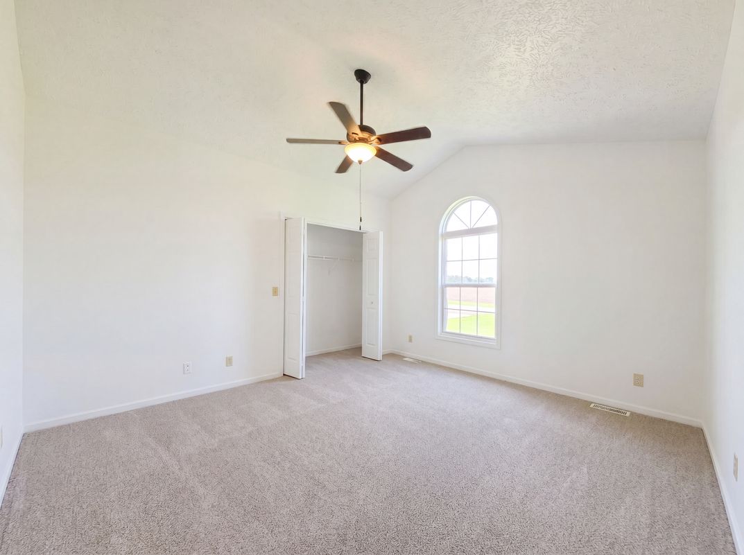 Photo 14 of 21 of 215 W Gano Chance Dr, Centralia, MO