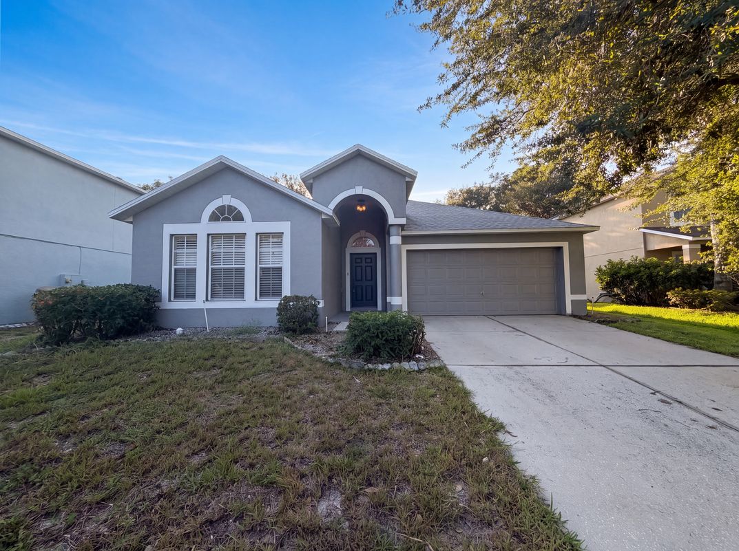 Photo 22 of 25 of 106 Cabrillo Dr, Groveland, FL