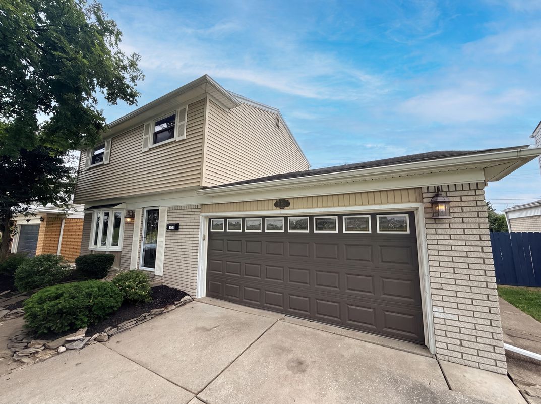 Photo 16 of 19 of 14729 Moran Rd, Allen Park, MI