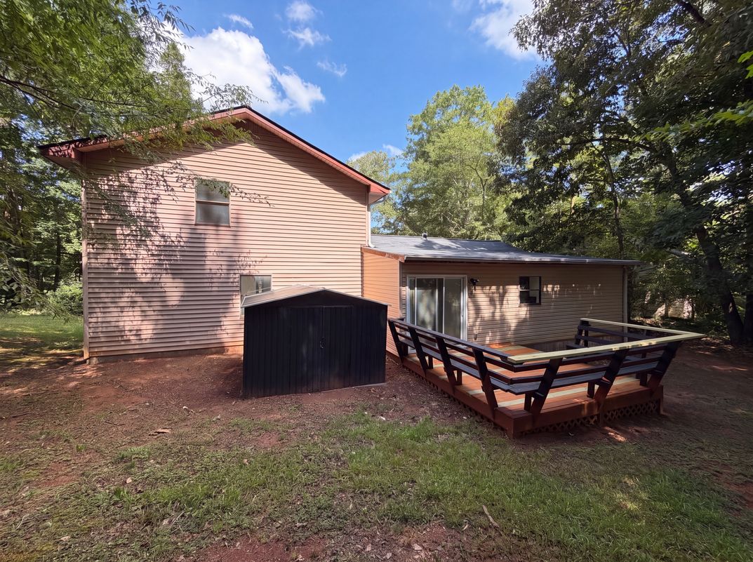 Photo 22 of 25 of 3808 Shane Ct, Ellenwood, GA