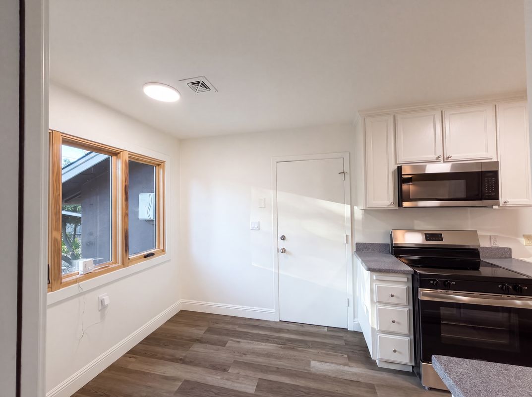Photo 12 of 45 of 5351 Bonniemae Way, Sacramento, CA