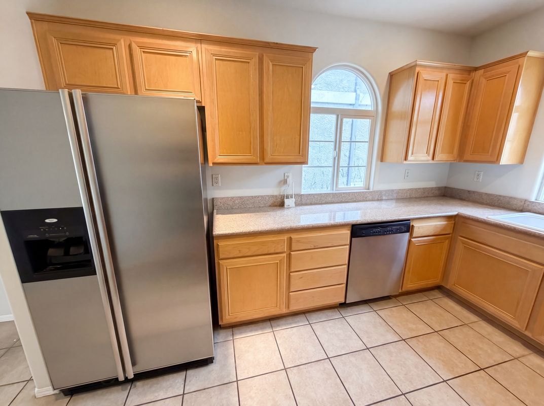 Photo 7 of 40 of 1242 Heritage Way, Covina, CA