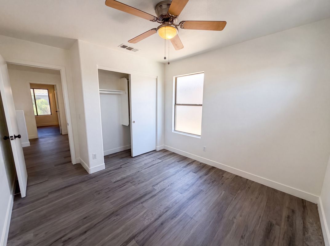 Photo 14 of 23 of 800 S Bedford Dr, Chandler, AZ