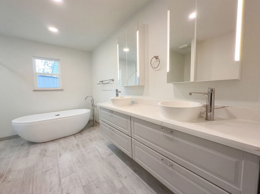 Photo 15 of 19 of 10726 Sugar Hill Dr, Houston, TX