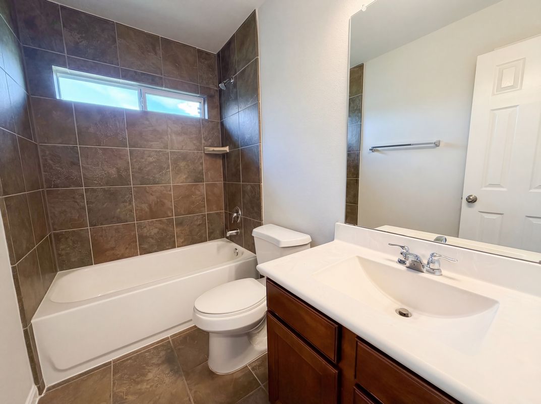 Photo 19 of 24 of 26306 Fox Ridge Ln, Katy, TX