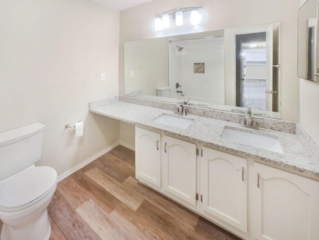 Photo 12 of 22 of 2725 Saint Augustine Trl SE, Marietta, GA
