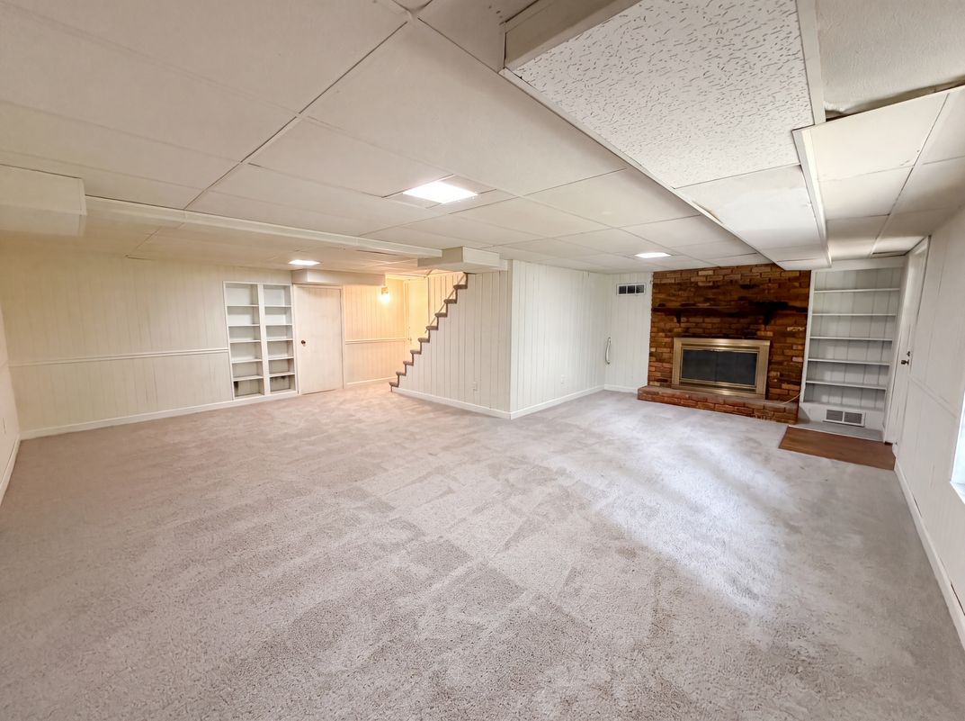 Photo 14 of 17 of 5148 Clearview Dr, Winston Salem, NC