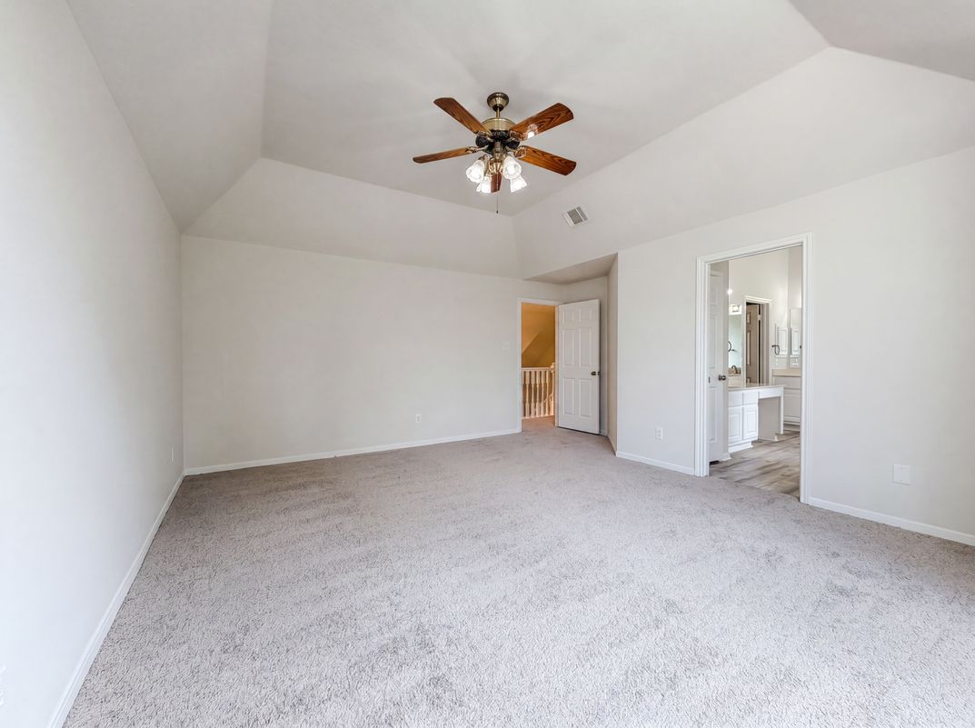 Photo 4 of 20 of 6214 Spencers Glen Way, Sugar Land, TX