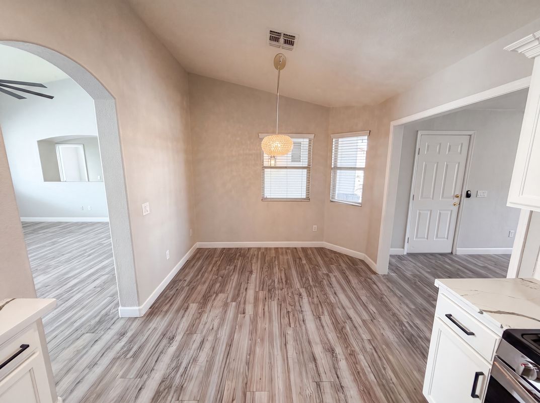 Photo 7 of 30 of 16245 W Tonto St, Goodyear, AZ