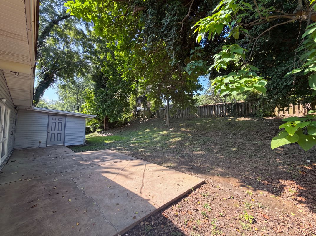 Photo 15 of 16 of 30 Graeler Dr, Saint Louis, MO