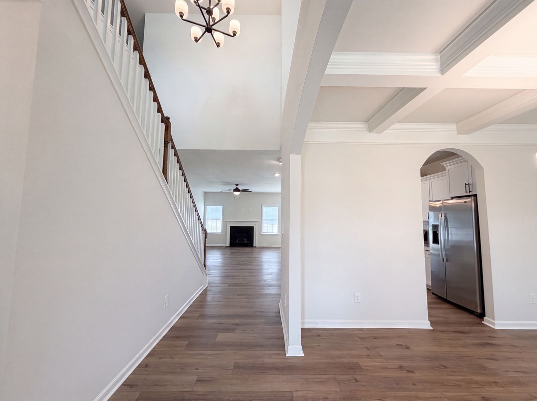 Photo 6 of 37 of 7463 Buckview Ct, Kernersville, NC