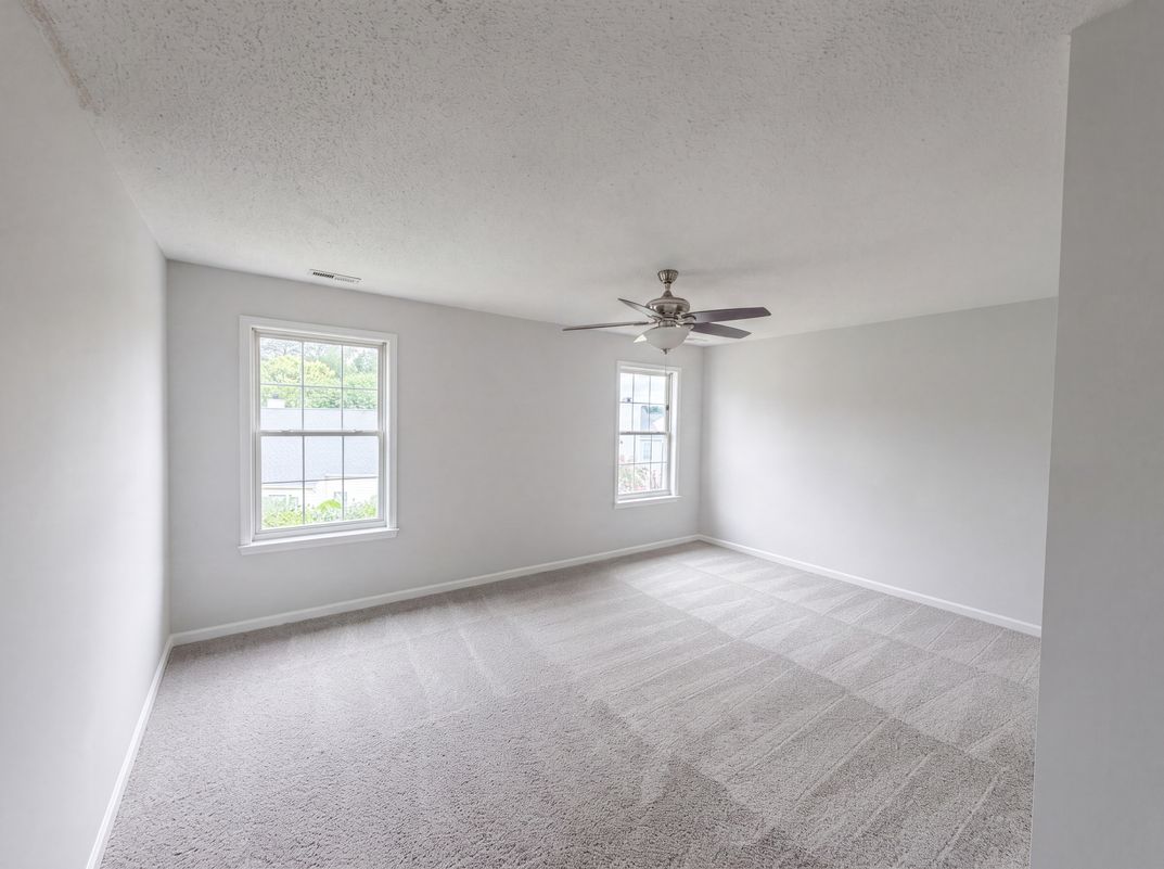 Photo 8 of 17 of 4549 Drewbridge Way, Raleigh, NC