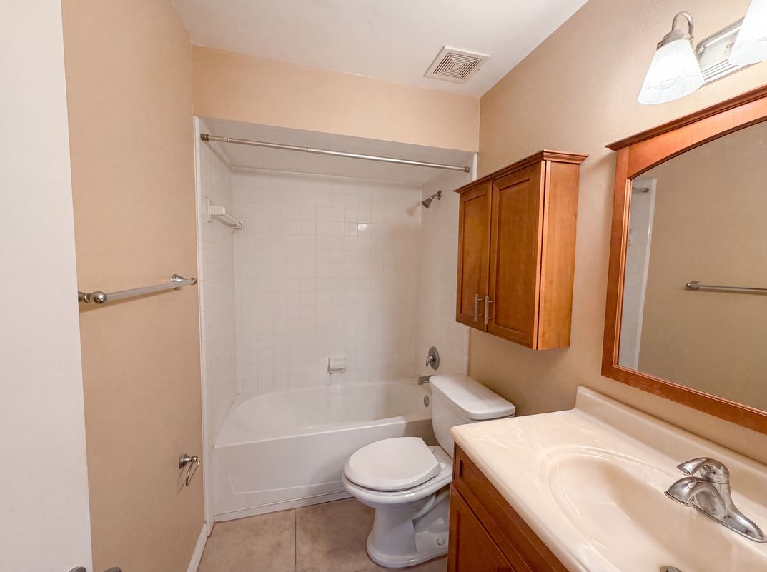 Photo 13 of 18 of 1393 San Diego Ct, Winter Springs, FL