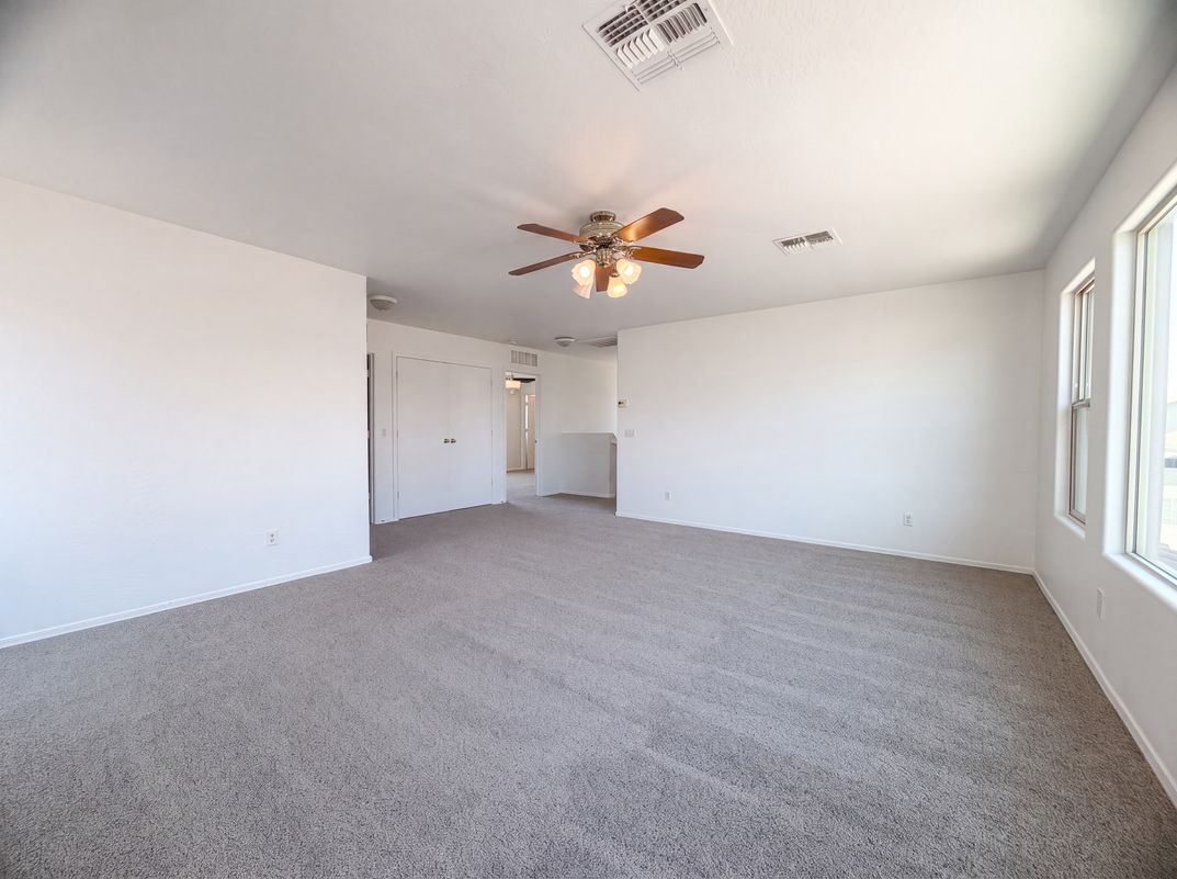 Photo 8 of 16 of 2232 E Cochise Ave, Apache Junction, AZ