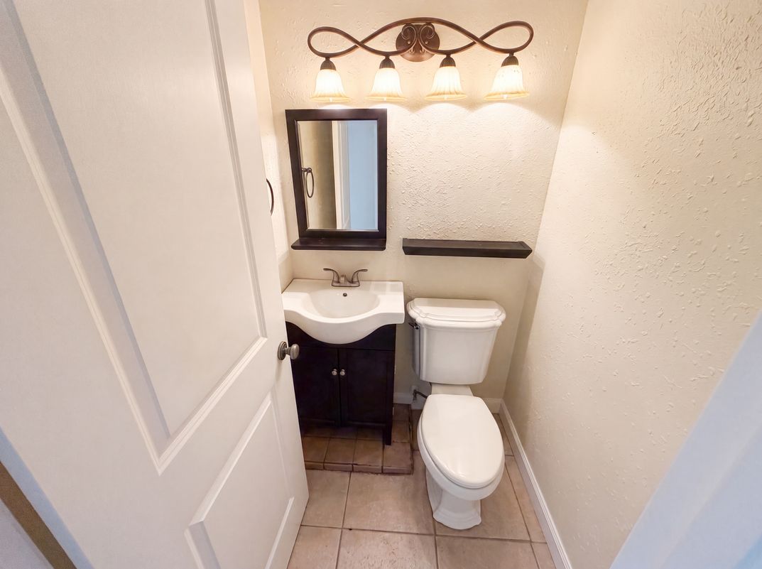 Photo 15 of 24 of 22707 Watersedge Blvd, Land O Lakes, FL