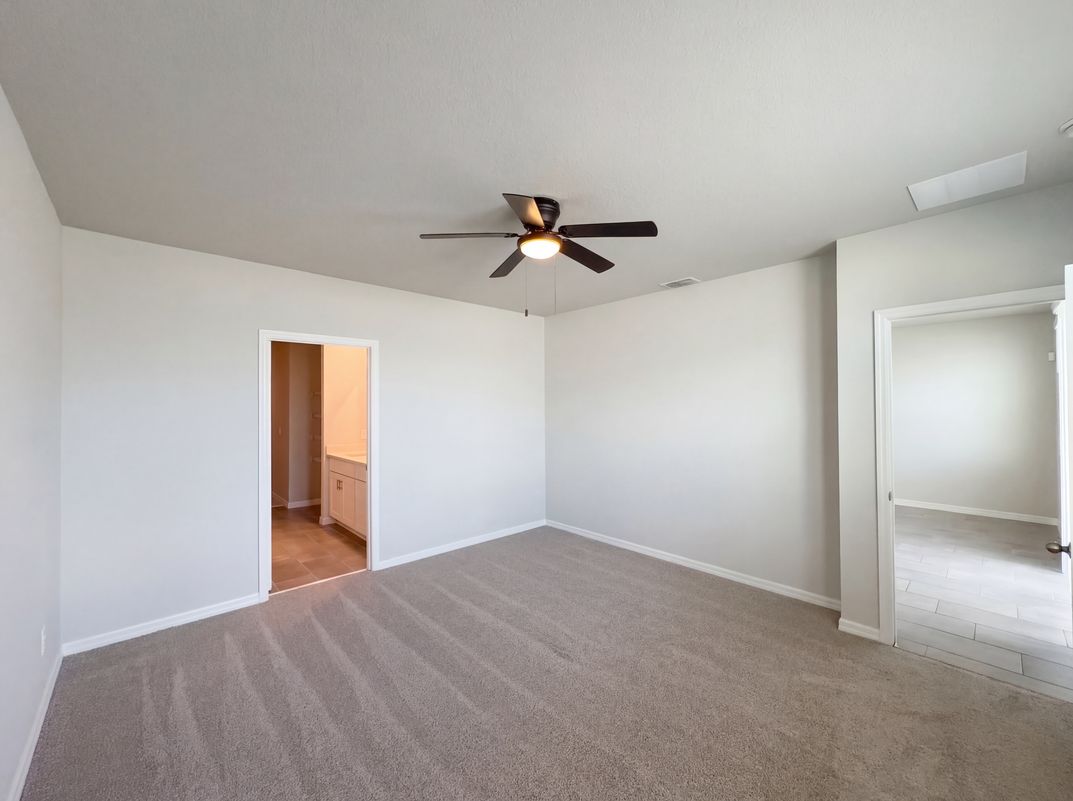 Photo 4 of 25 of 3092 Bella Vista Dr, Davenport, FL