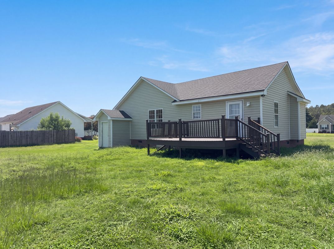 Photo 5 of 23 of 5536 Scuppernong Rd, Wilson, NC