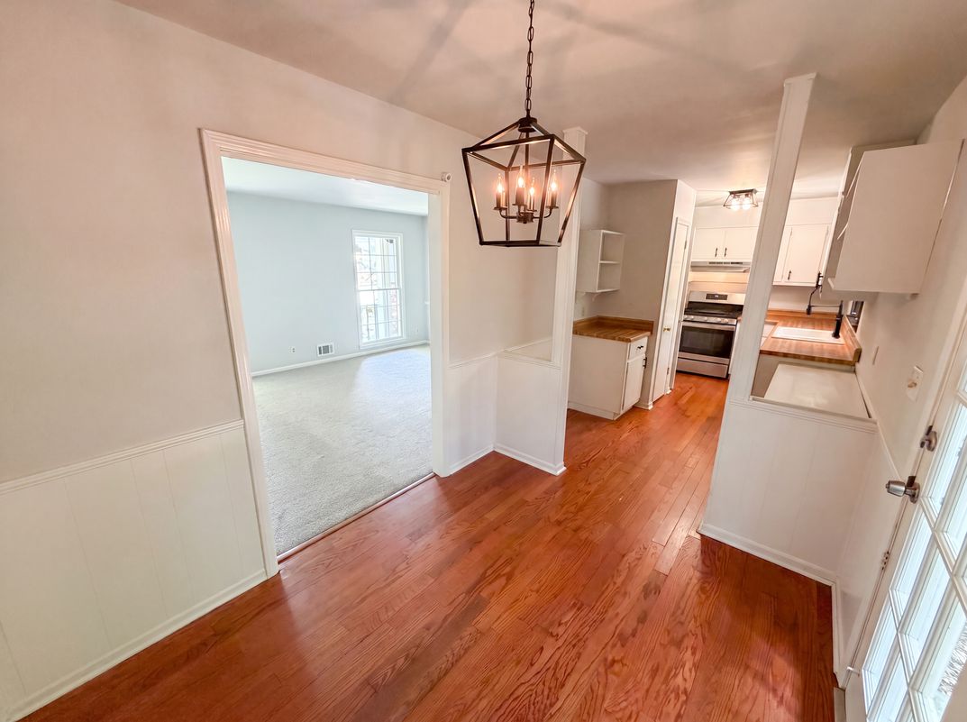 Photo 7 of 22 of 1271 Seven Springs Cir, Marietta, GA