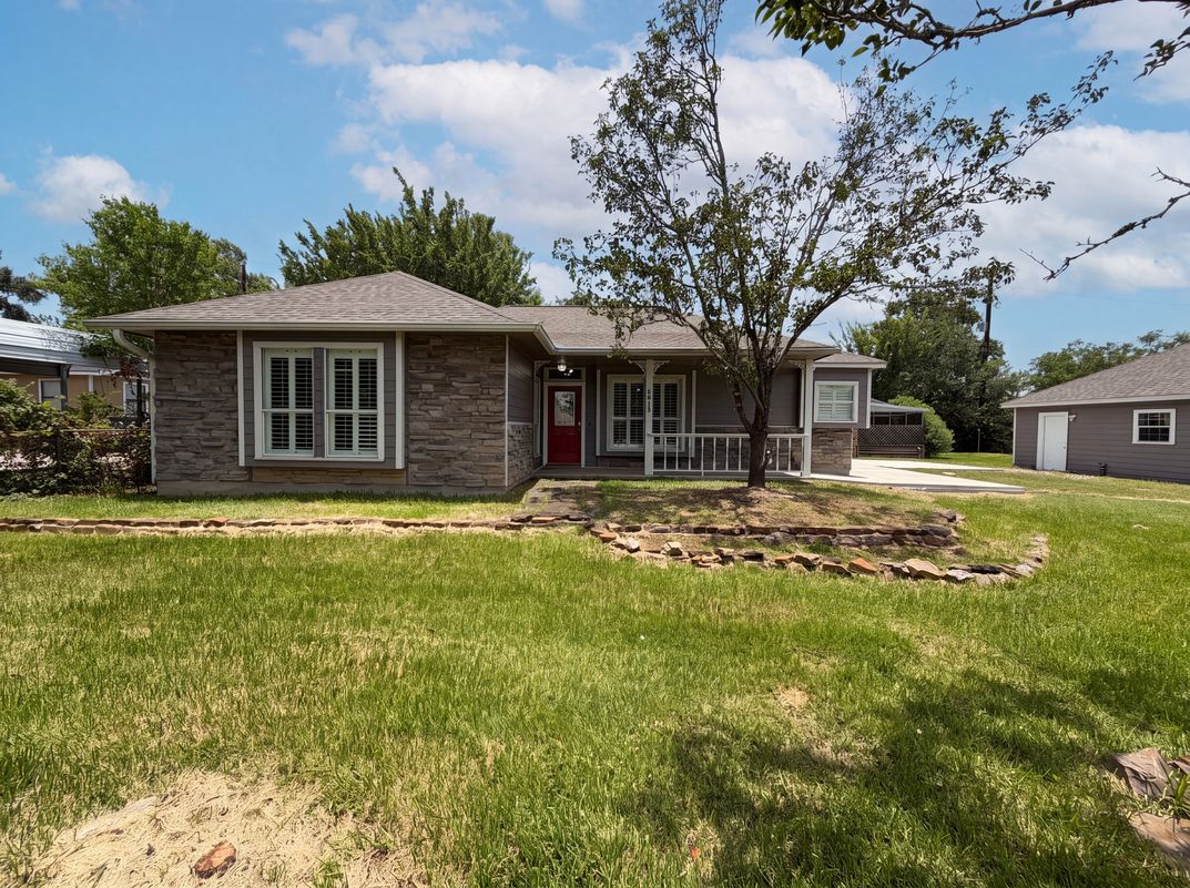 Property photo 1 of 7934 Round Rock Dr