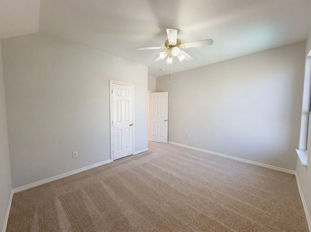 Photo 28 of 34 of 1412 Spring Ridge Ln, Flower Mound, TX