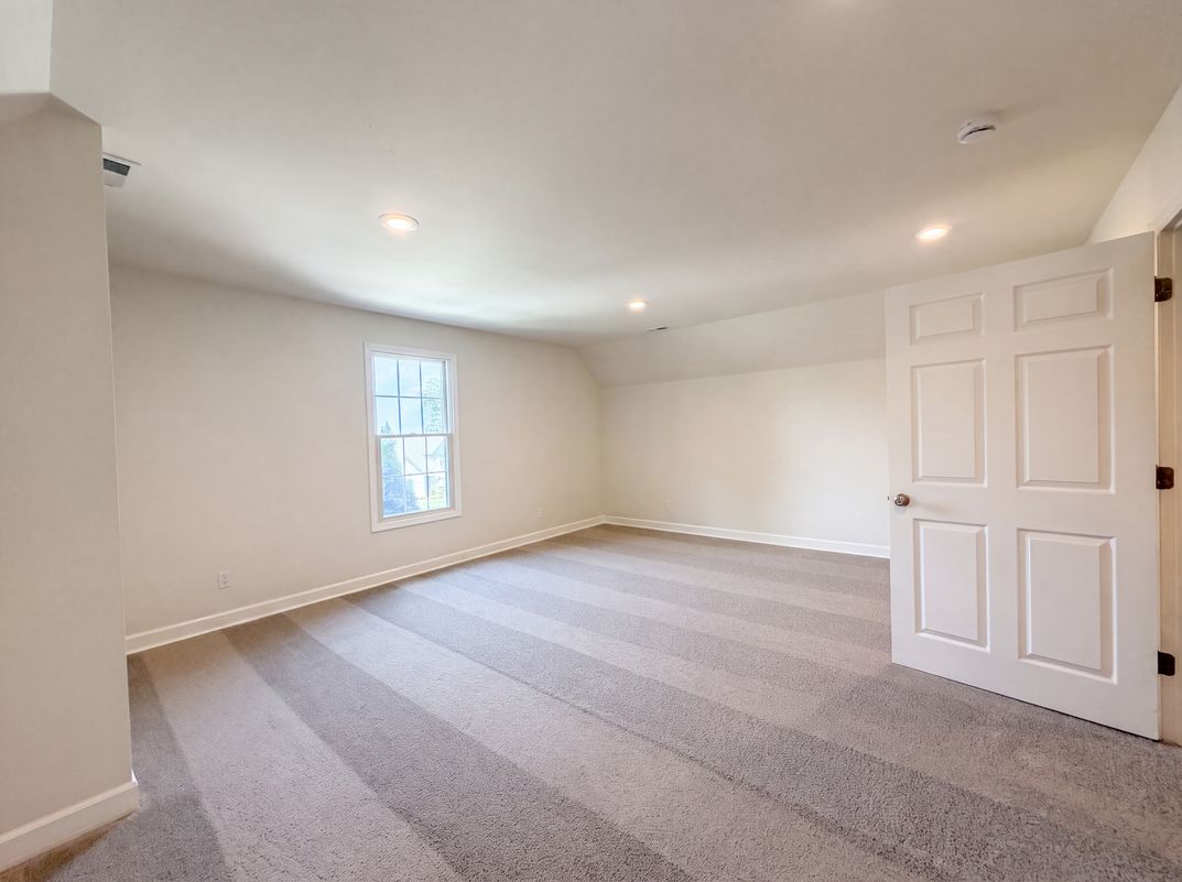Photo 23 of 30 of 120 Fox Hill Ct, Edwardsville, IL