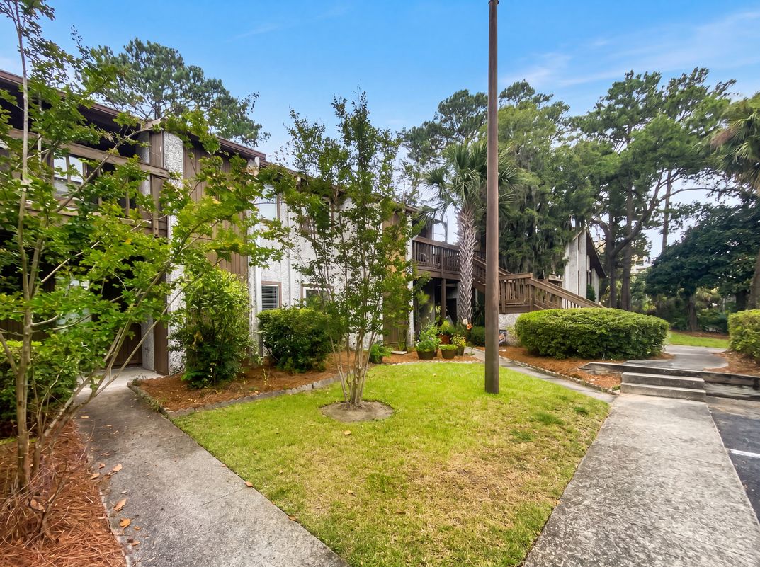 Photo 38 of 43 of 65 Bull River Bluff Dr, Savannah, GA